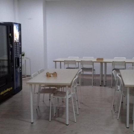Albergue O Trisquel O Pedrouzo Eksteriør bilde