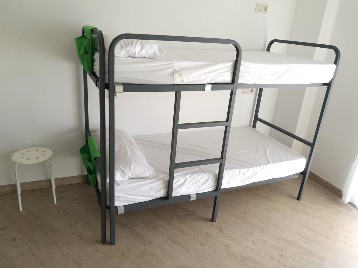 Albergue O Trisquel O Pedrouzo Eksteriør bilde